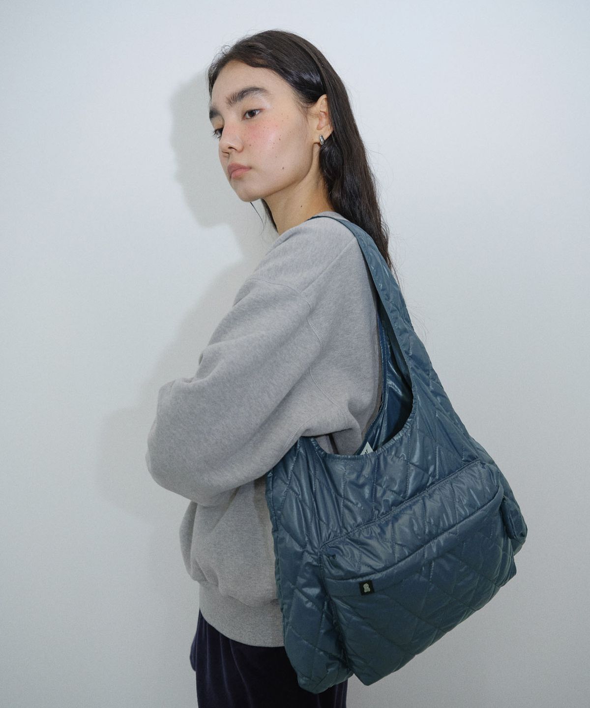 엔오르(EN OR) [CORE] QUILTED BAG - THE QUIET BLUE