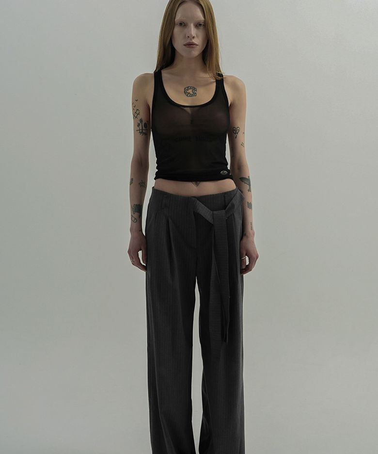 Skinline Sleeveless (BLACK)