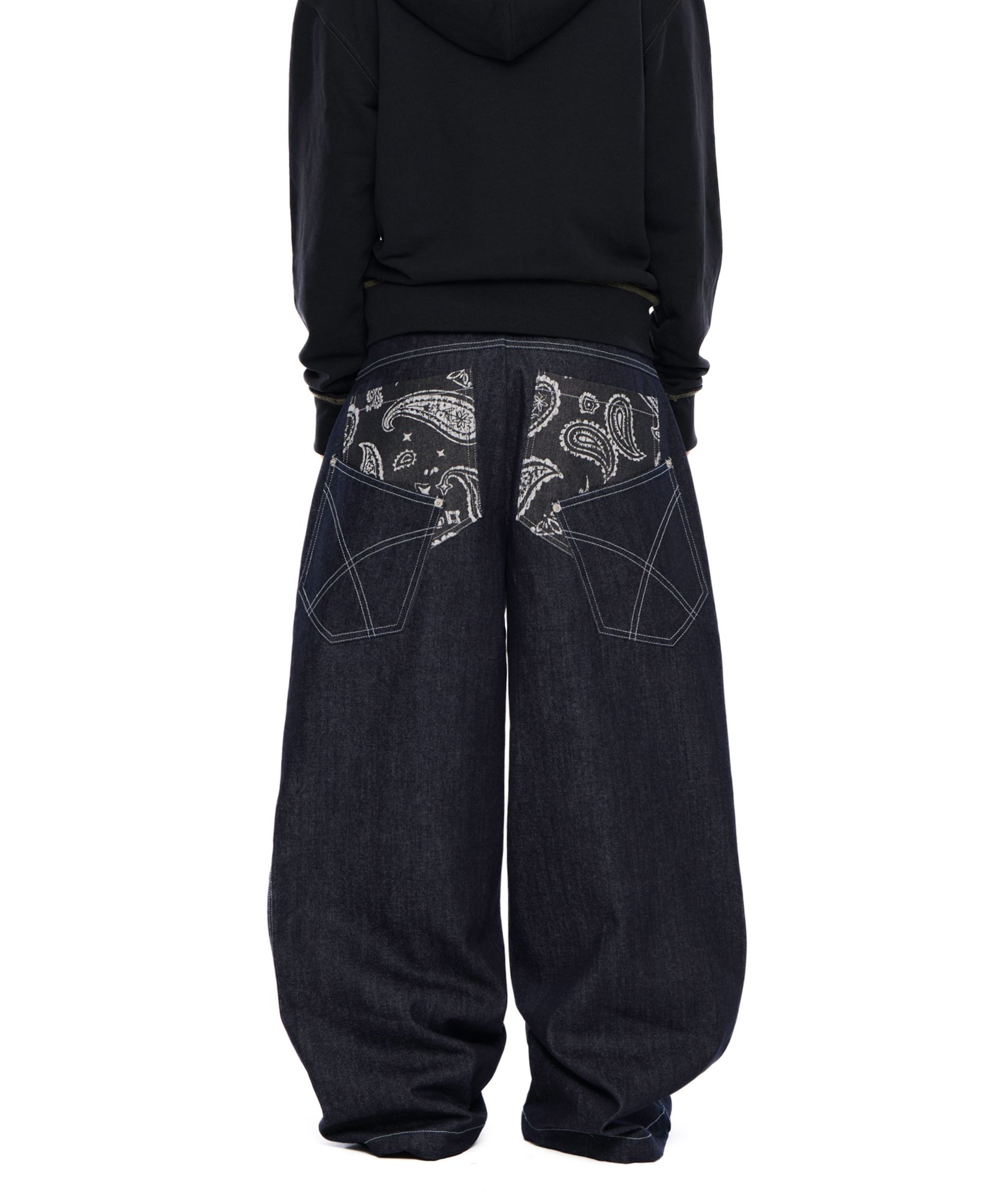 아캄(AAKAM) Knee Pin-Tuck Paisley Denim Pants (Black) - 사이즈