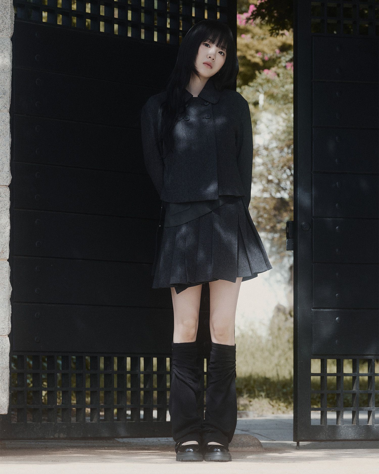 MUSINSA | MISEKI SEOUL Wabi origami pleats midi skirt CHARCOAL