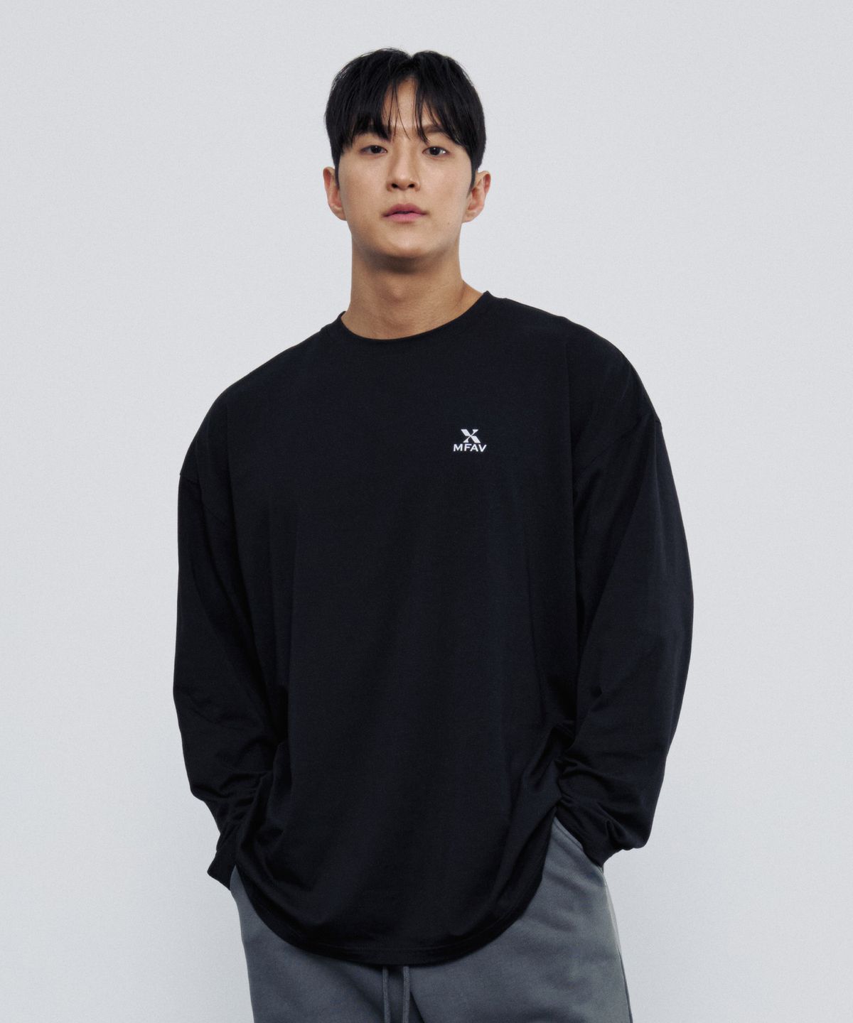 엠페브(MFAV) 컴포트 스트레치 롱 슬리브 블랙