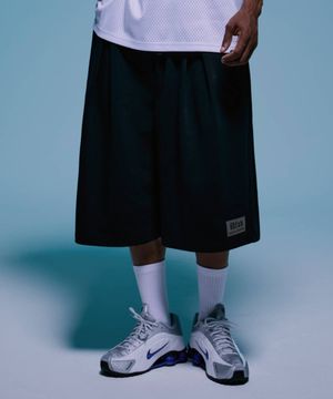 스트라이드 미드레그 마니아 버뮤다 쇼츠 블랙