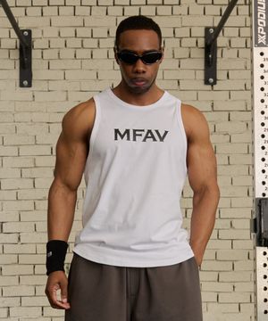 스컬프트 심볼 로고 슬리브리스 화이트