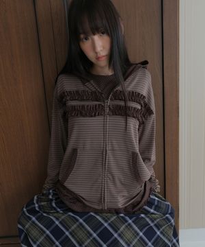 Ruffle point zip-up hoodie_brown