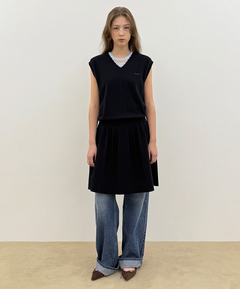 Wool-Blend Pleated Knit Dress (Navy)