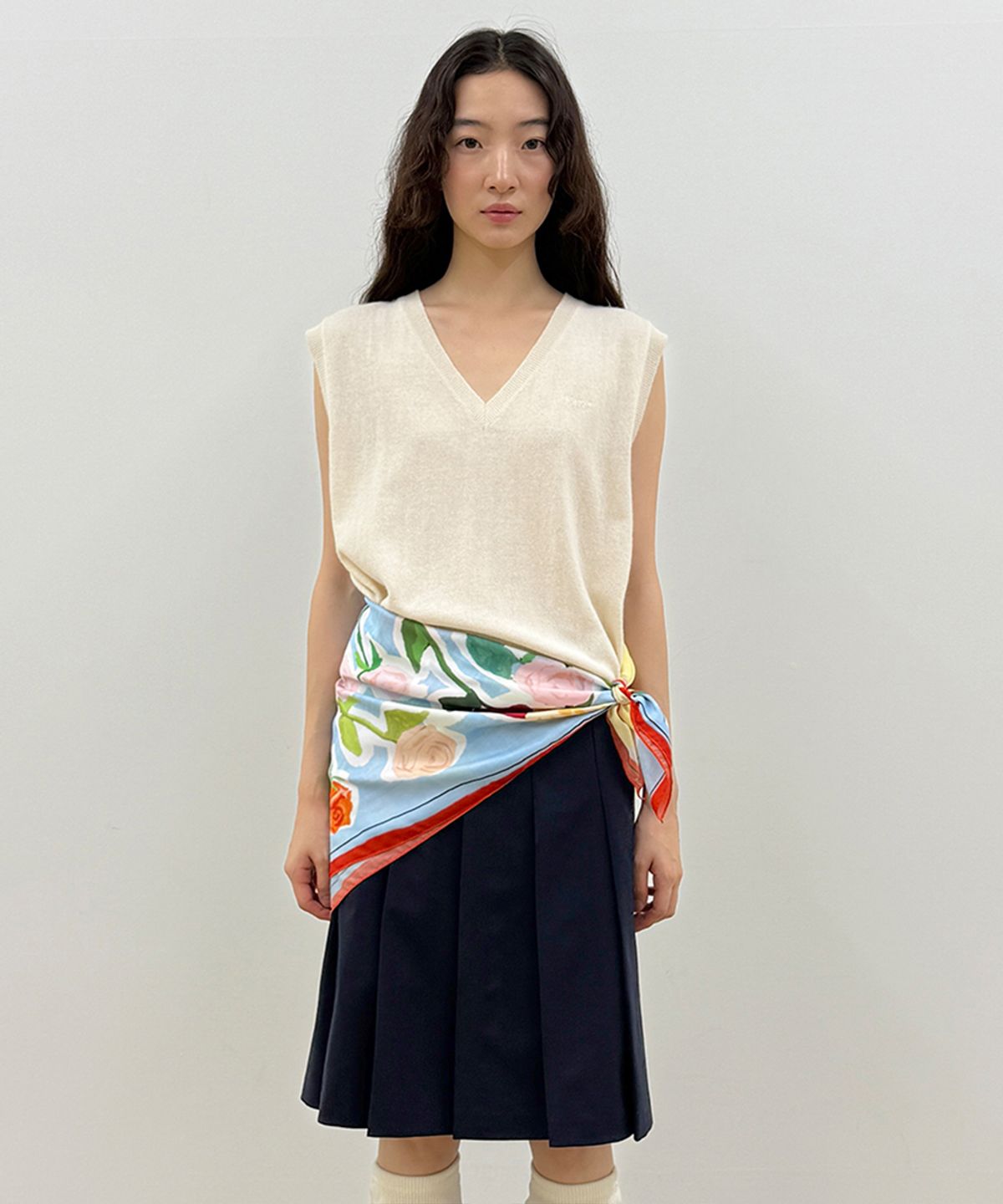 시눈(SINOON) Sinoon Plain Knit Vest (Ivory)