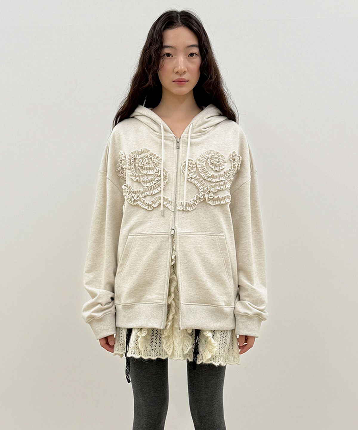 시눈(SINOON) Rose Frill Oversized-Fit Hooded Zip-Up (Oatmeal)