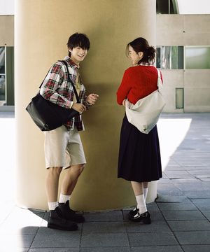 Less Bag_2 라지 크로스백  라이트 그레이