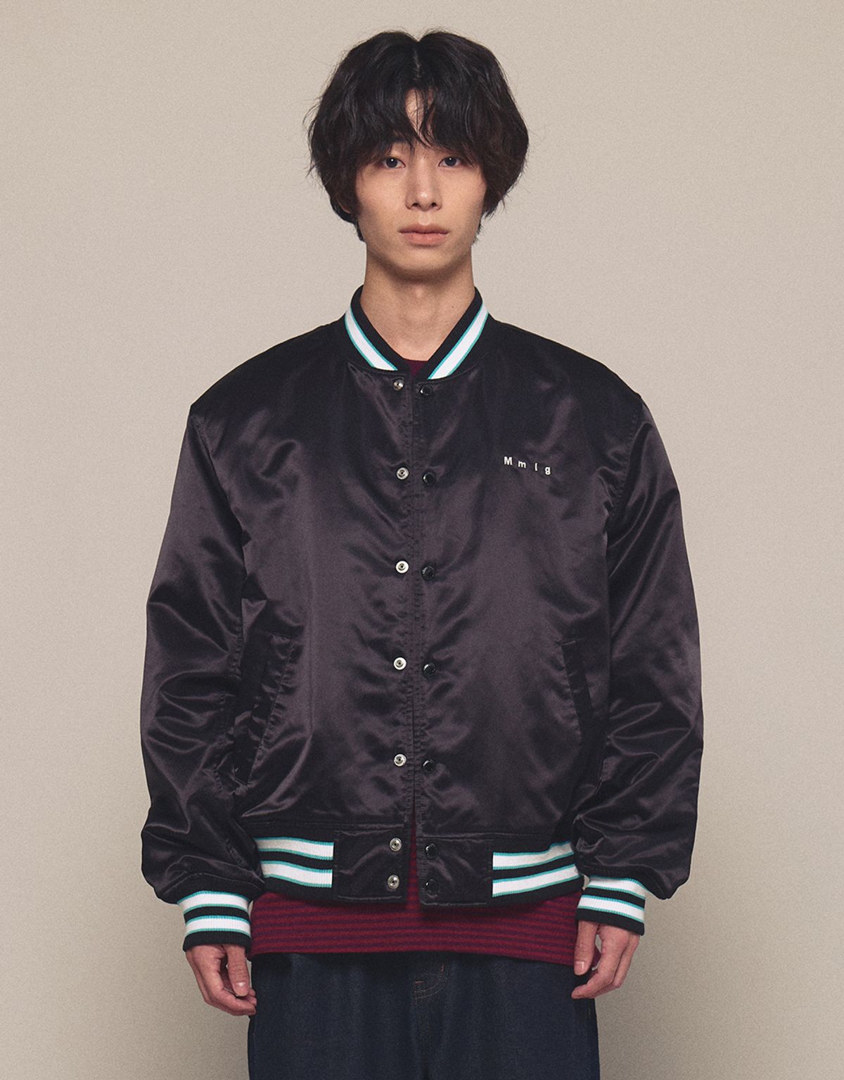 엠엠엘지(MMLG) [Mmlg] CPC SATIN VARSITY JACKET (BLACK)