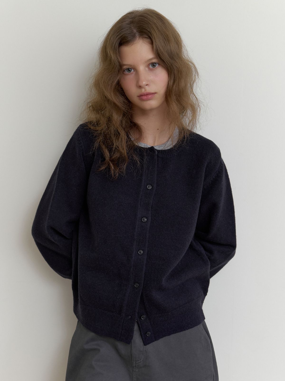 더미튼(THEMITTEN) Bree round cardigan (navy)