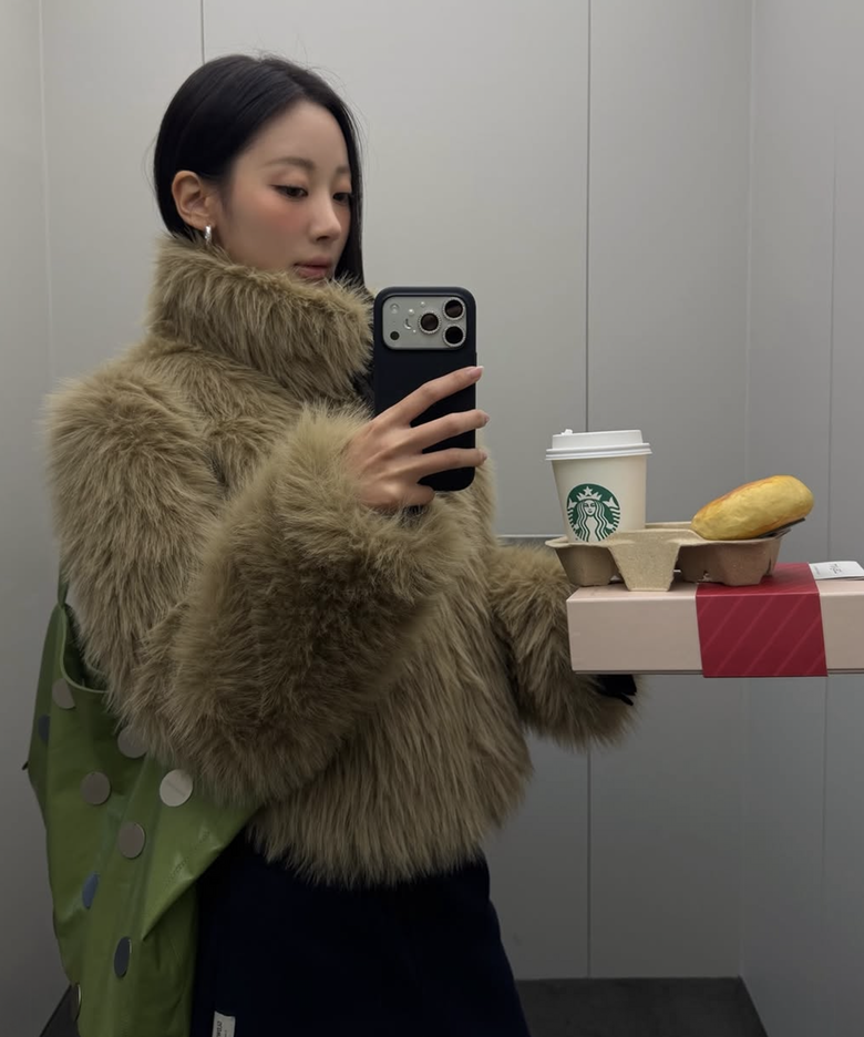 포우 퍼 자켓 - 베이지