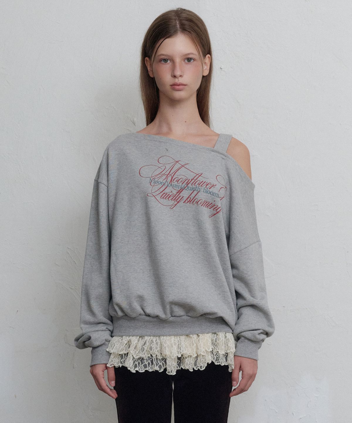 무니쉬(MOONISH) Fairy ruffle off-shoulder sweatshirt (Grey)