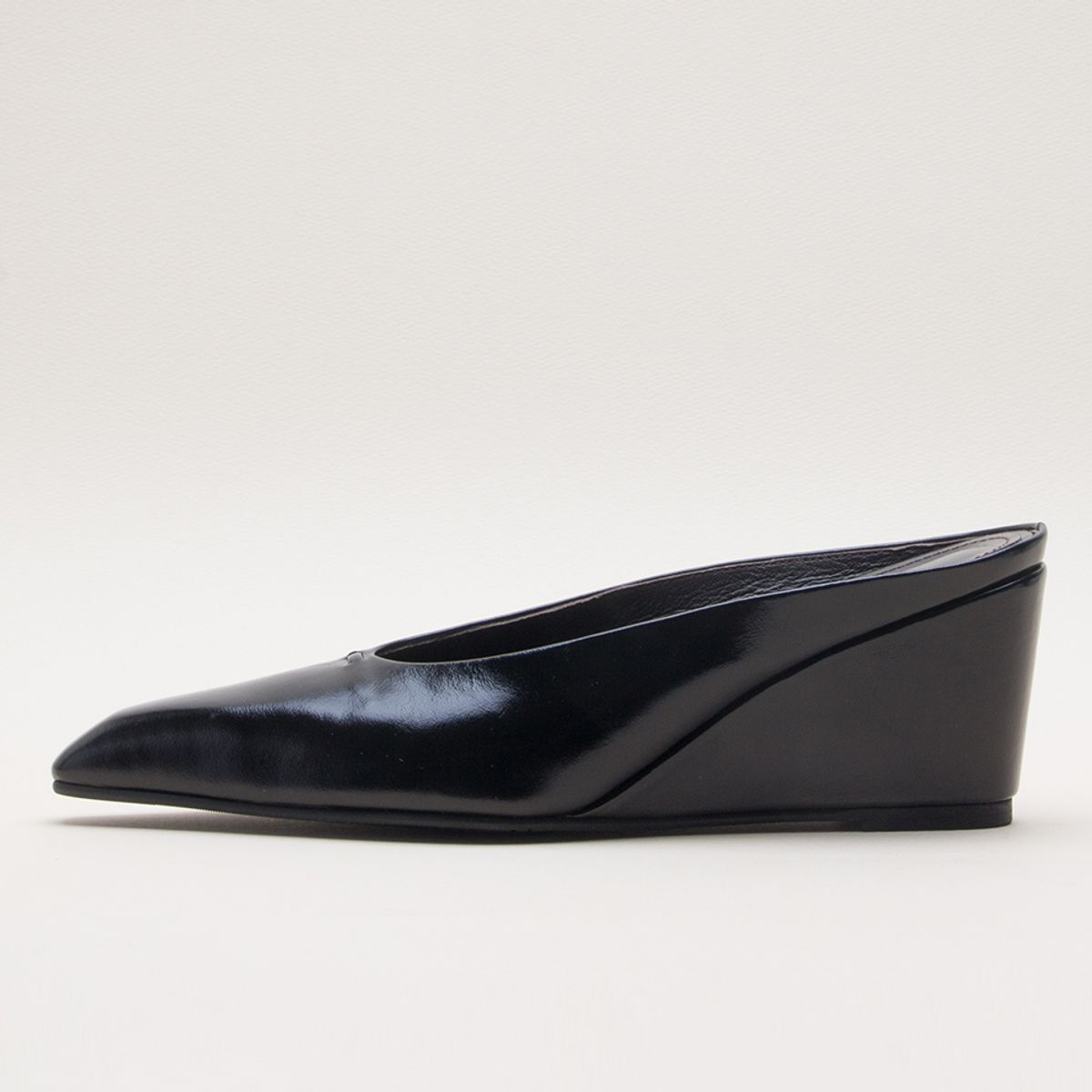카렌화이트(KAREN WHITE) Nice kw2921 6.5cm 웨지 뮬