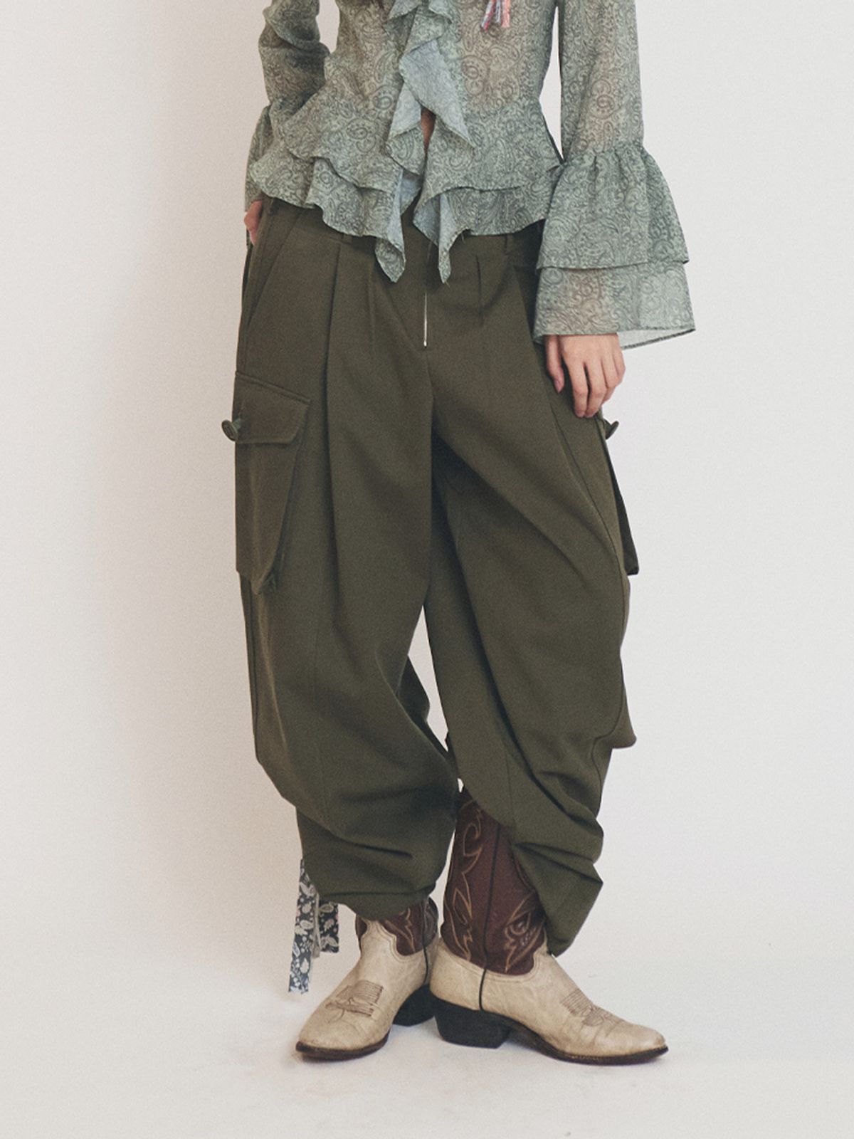 에즈이프 캘리(ASIF CALIE) OVERSLASH CARGO PANTS KHAKI