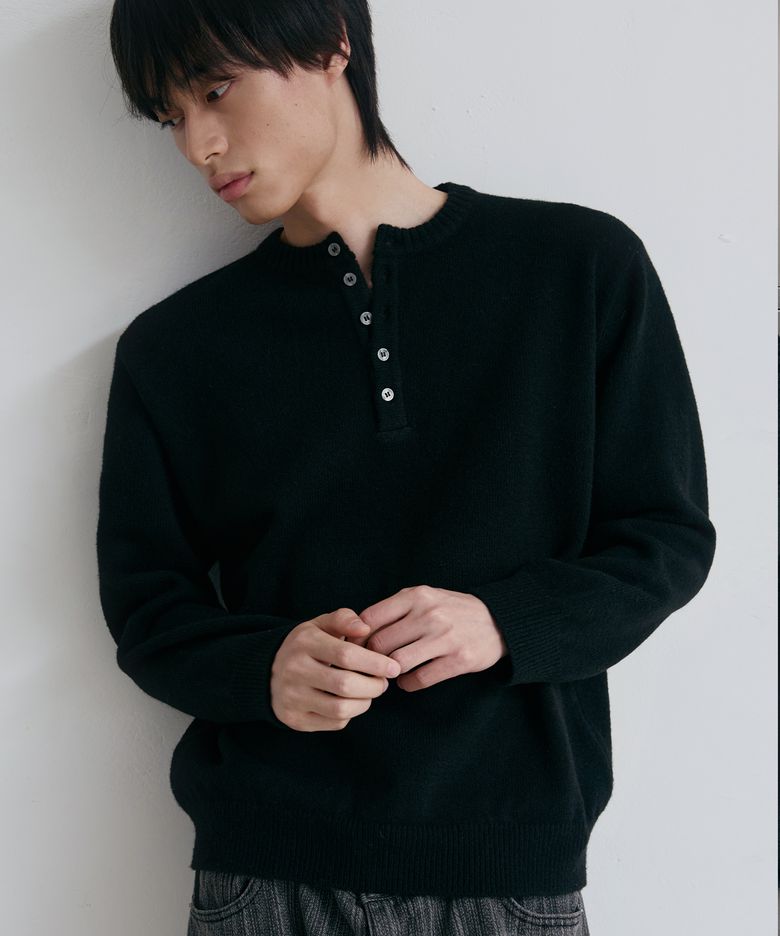 데일리 플레인 헨리넥 니트 [블랙]