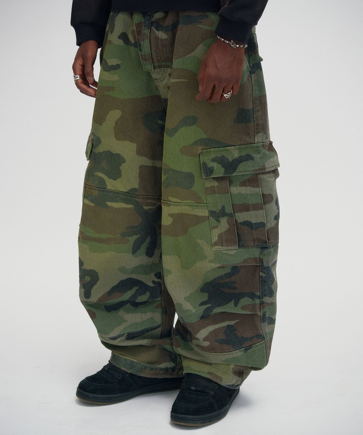 스웨이드(SUADE) WASHED CARGO PANTS [GREEN CAMO]