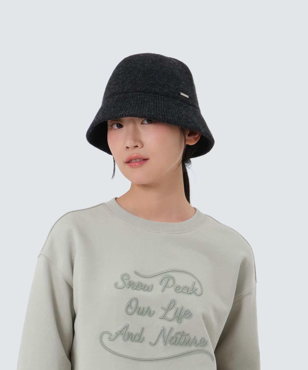 스노우피크 어패럴(SNOWPEAK APPAREL) 메리노울 여성 햇 (S25WWFKC64) Charcoal