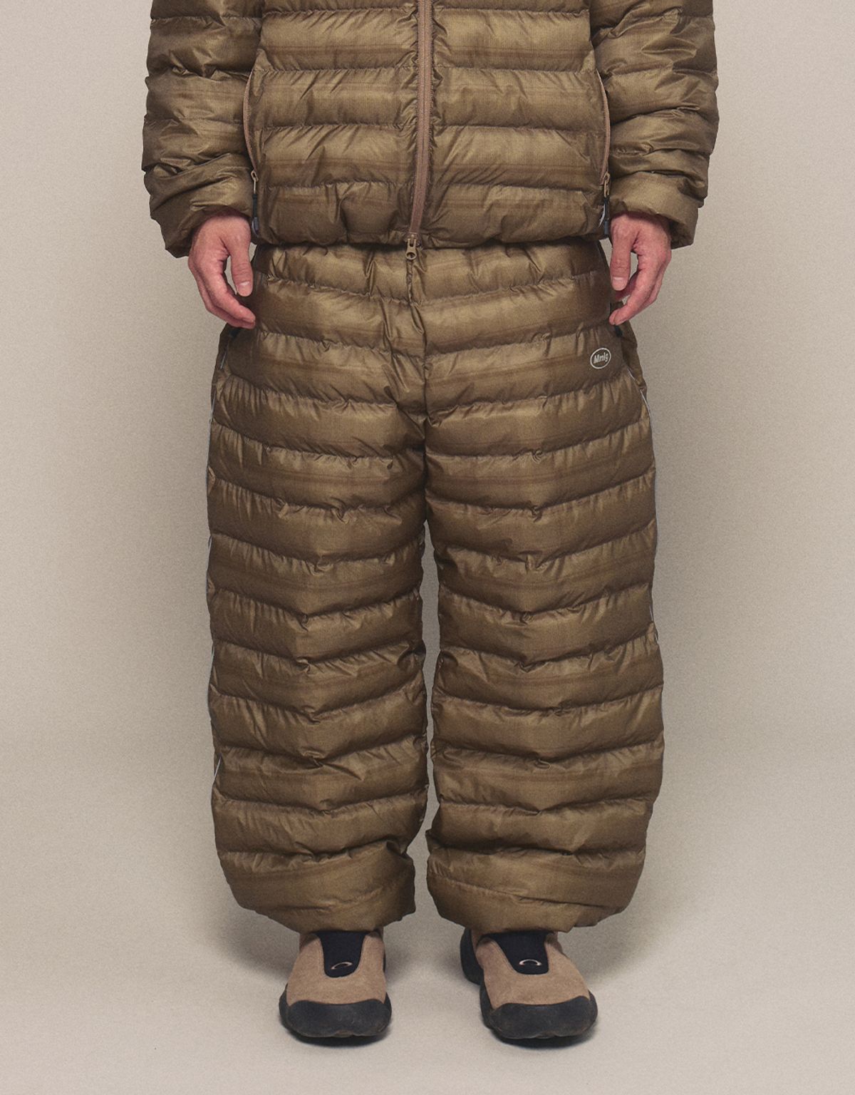 엠엠엘지(MMLG) [Mmlg] MMLG CLOUD TREK PADDED PANTS (BEIGE)