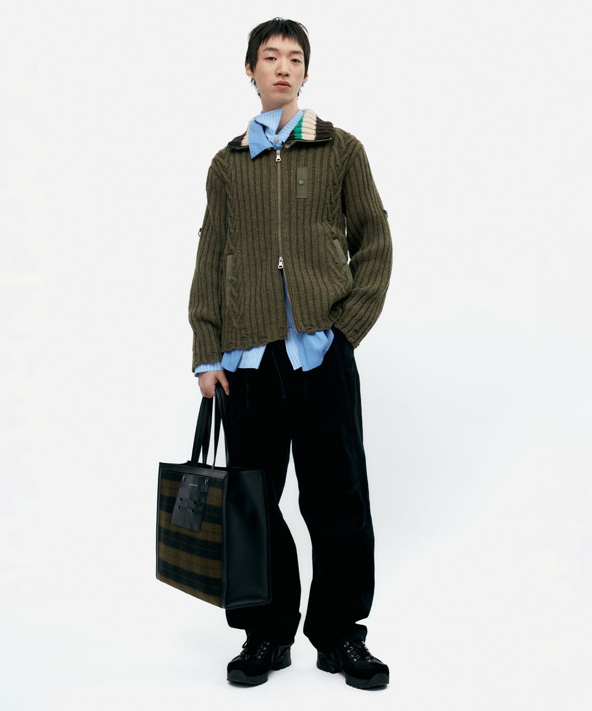 앤더슨벨(ADSB ANDERSSON BELL) STRIPE HIGH-NECK ZIP-UP SWEATER atb1344m(KHAKI)
