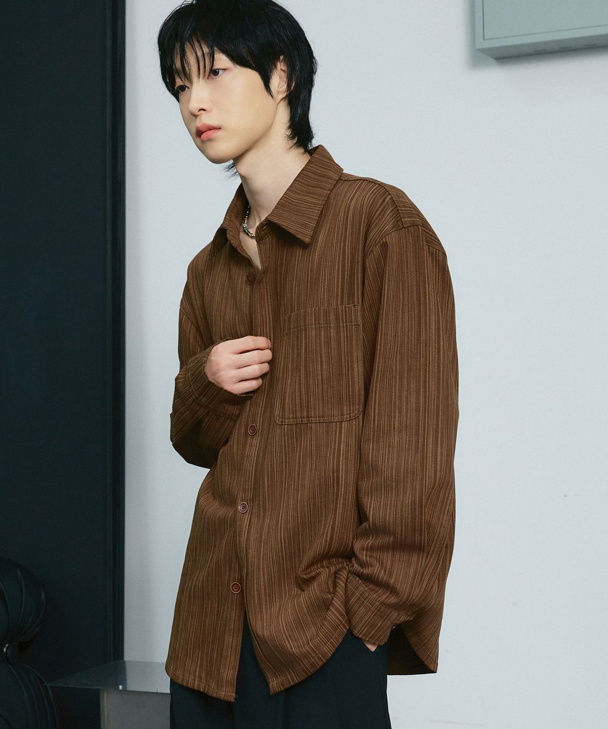 엘엑스티(LXT) 코튼 언이븐 스트라이프 셔츠 자켓 [브라운]