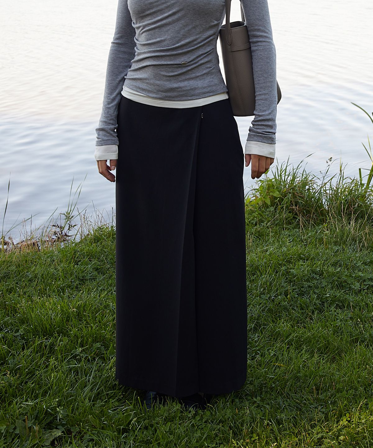 폴뉴아(FOLNUA) MAXI PENCIL SKIRT (BLACK)