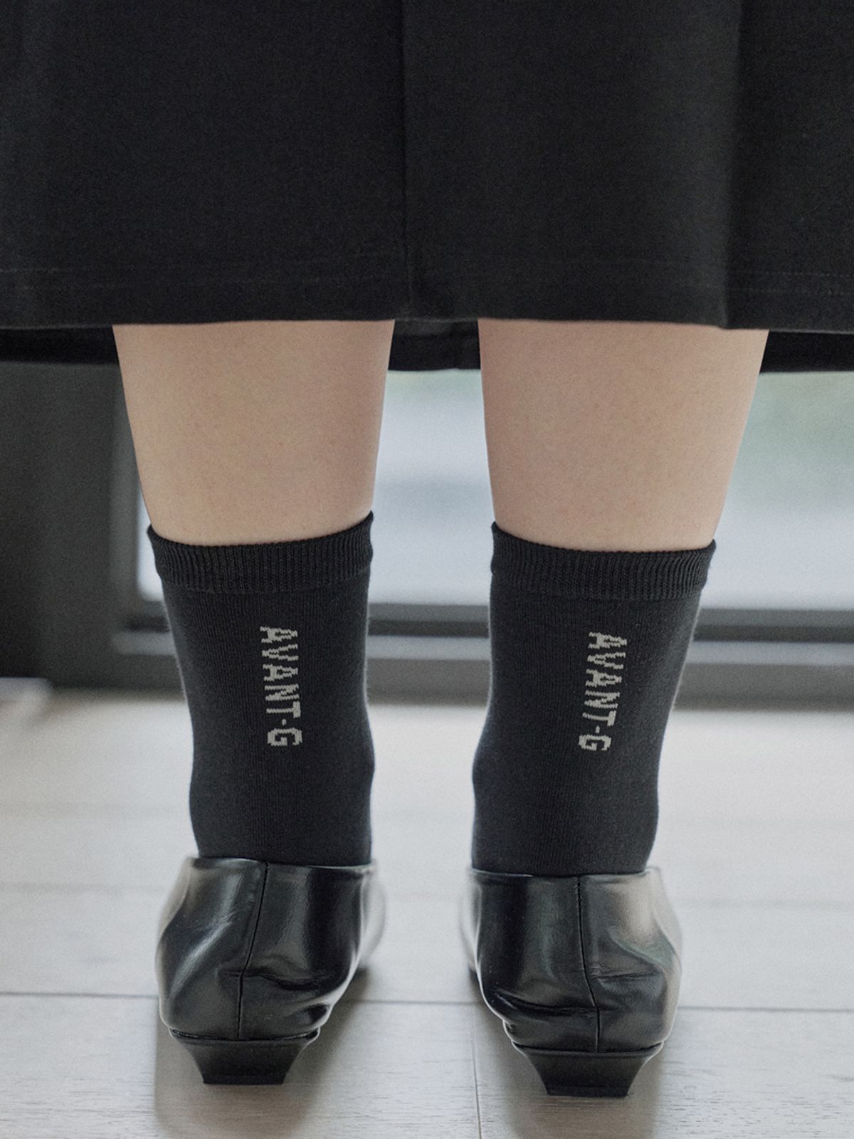 아방(AVANT-G) Logo Black Socks - BLACK