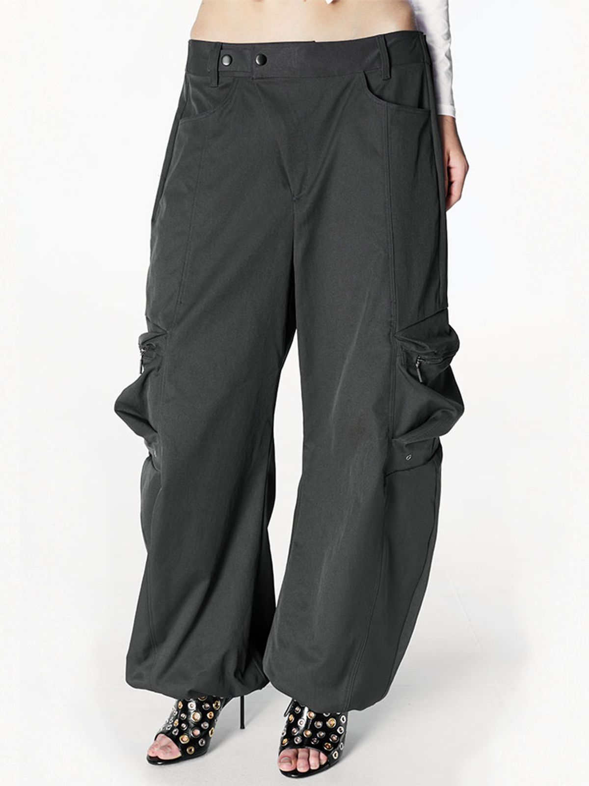 2000아카이브스(2000ARCHIVES) XTAL PARACHUTE PANTS (KHAKI)