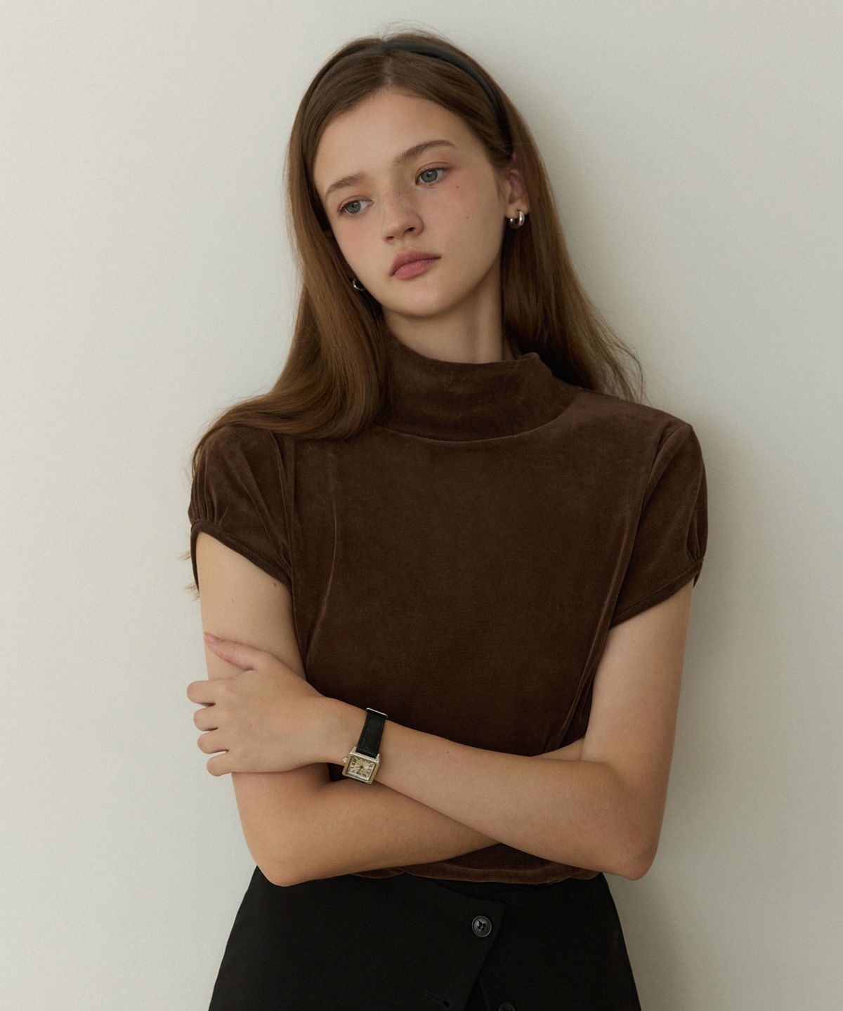 어다울(ADAUL) Velvet half pola sleeve shirring t shirts - 2color