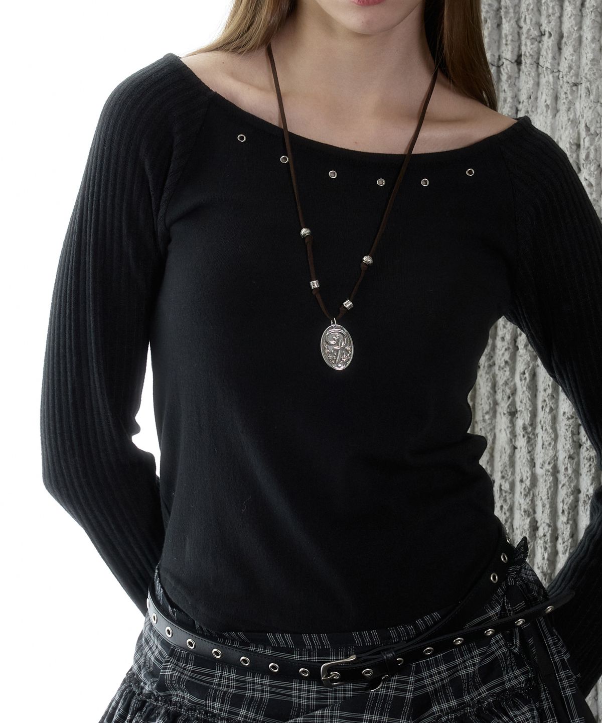 핑크파인애플(PINK PINEAPPLE) EYELET REGLAN T-SHIRT_BLACK