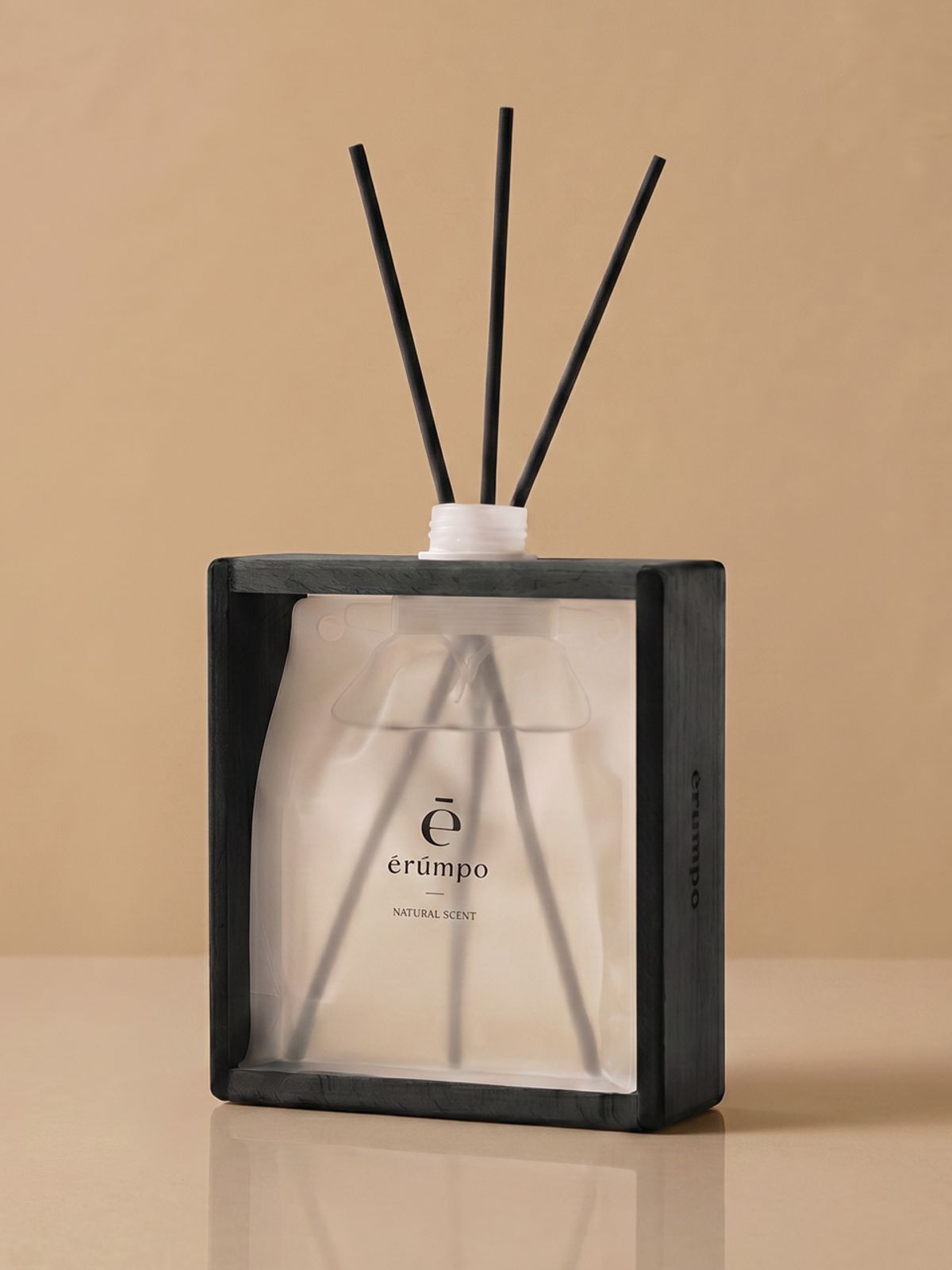 에룸포(ERUMPO) 우드오브제 디퓨저 블랙 250ml