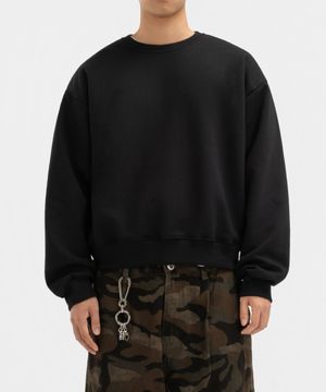 세미 크롭 맨투맨 스웨트 블랙