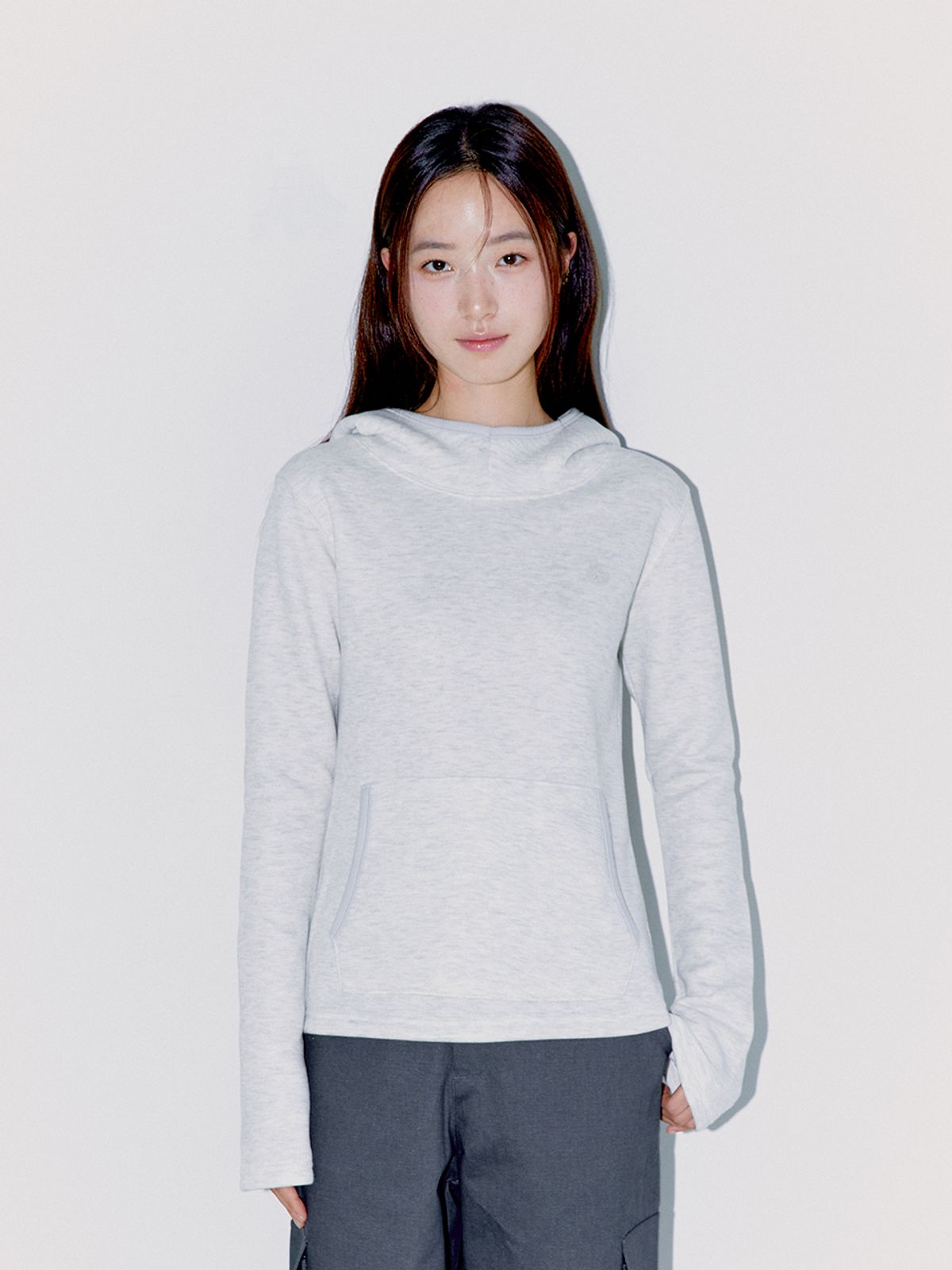 오피쉬(OAFISH) COWL LOGO LABEL HOODIE OATMEAL