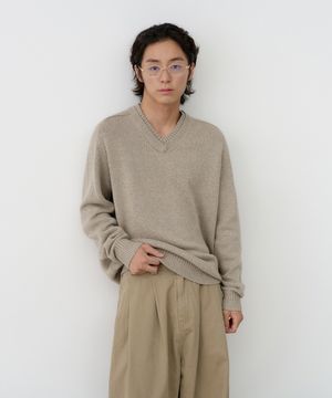 layered V neck knit (beige)