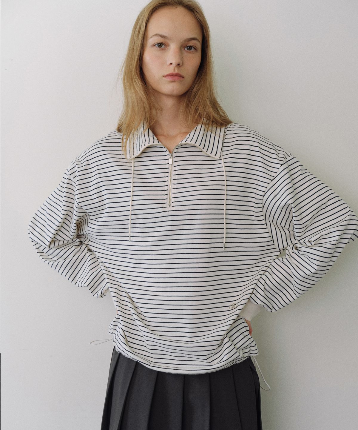 유라고(URAGO) Stripe half zip-up sweatshirt