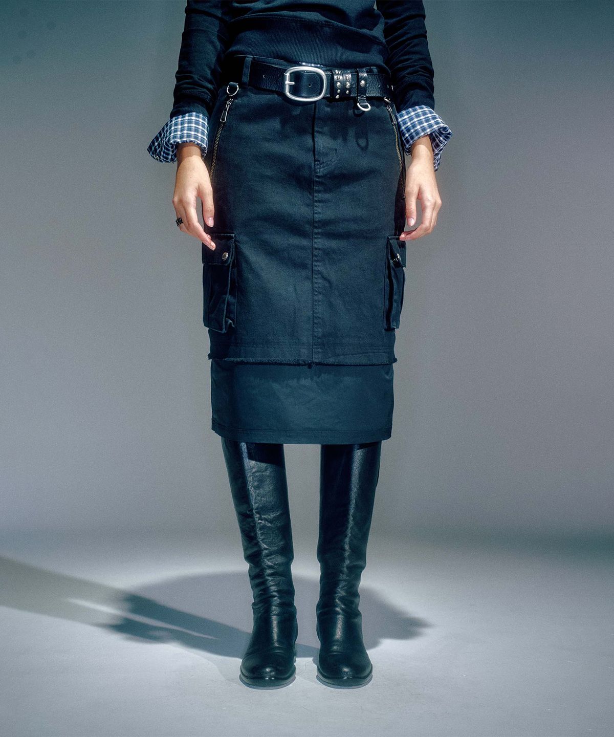 베이컨트 아카이브(VACANT ARCHIVE) WIFFY CARGO MIDI SKIRT BLACK