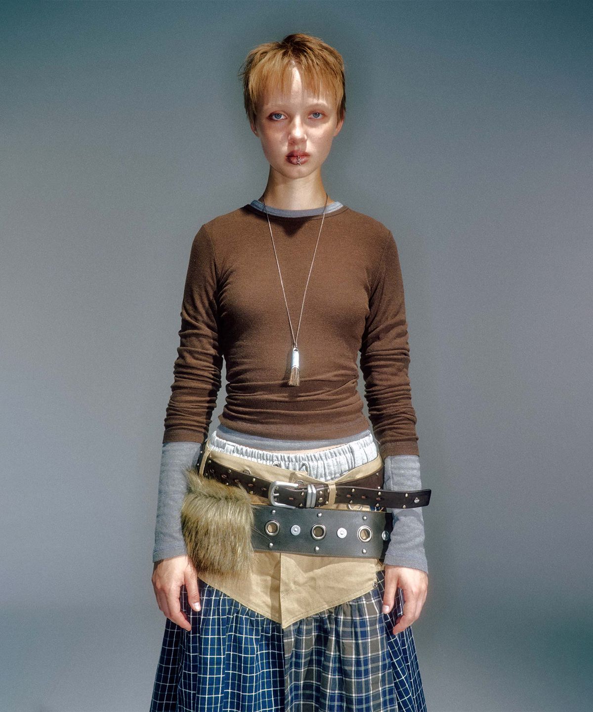 베이컨트 아카이브(VACANT ARCHIVE) WOMEN WORKSHOP VINTAGE LONG SLEEVE TOP BROWN
