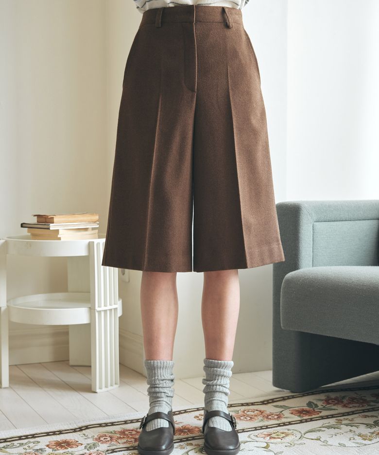 Classic Bermuda Pants - Brown