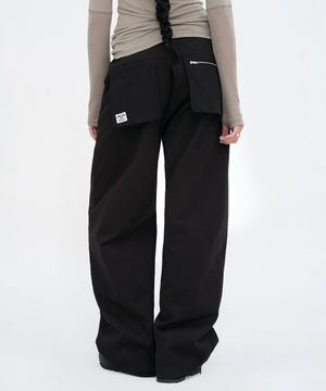 버클 스트랩 포켓 팬츠 [블랙]