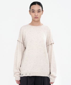 버튼 데미지 니트 탑 [에크루]