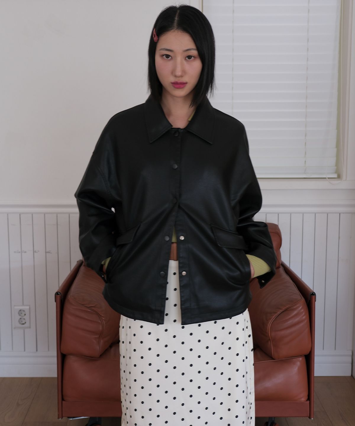 320쇼룸(320SHOWROOM) Loose Fit Faux Leather Jacket Black