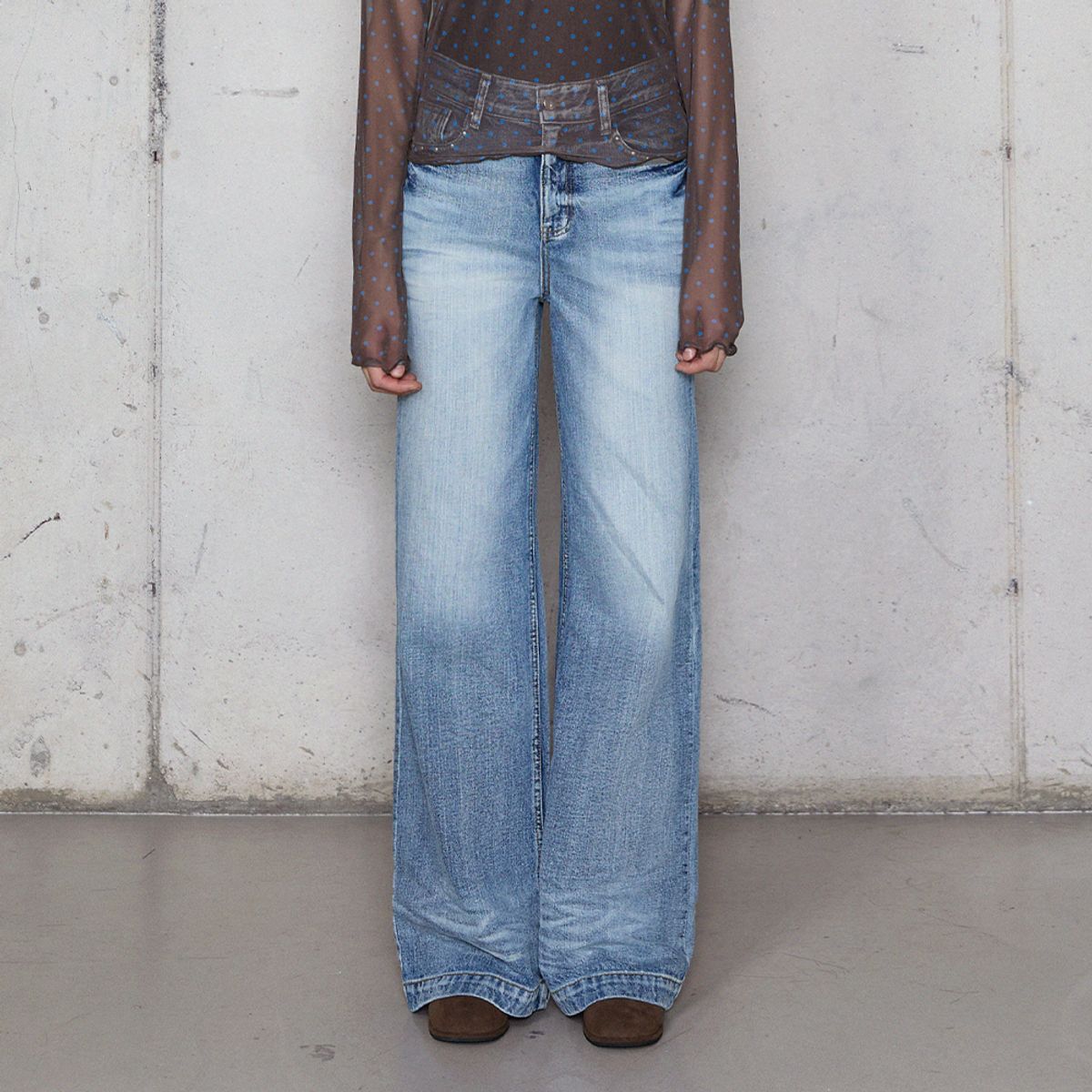 라라폭스(LALAFOX) STUD SEMI-WIDE DENIM PANTS LIGHT BLUE 데님 팬츠 BR4DP007