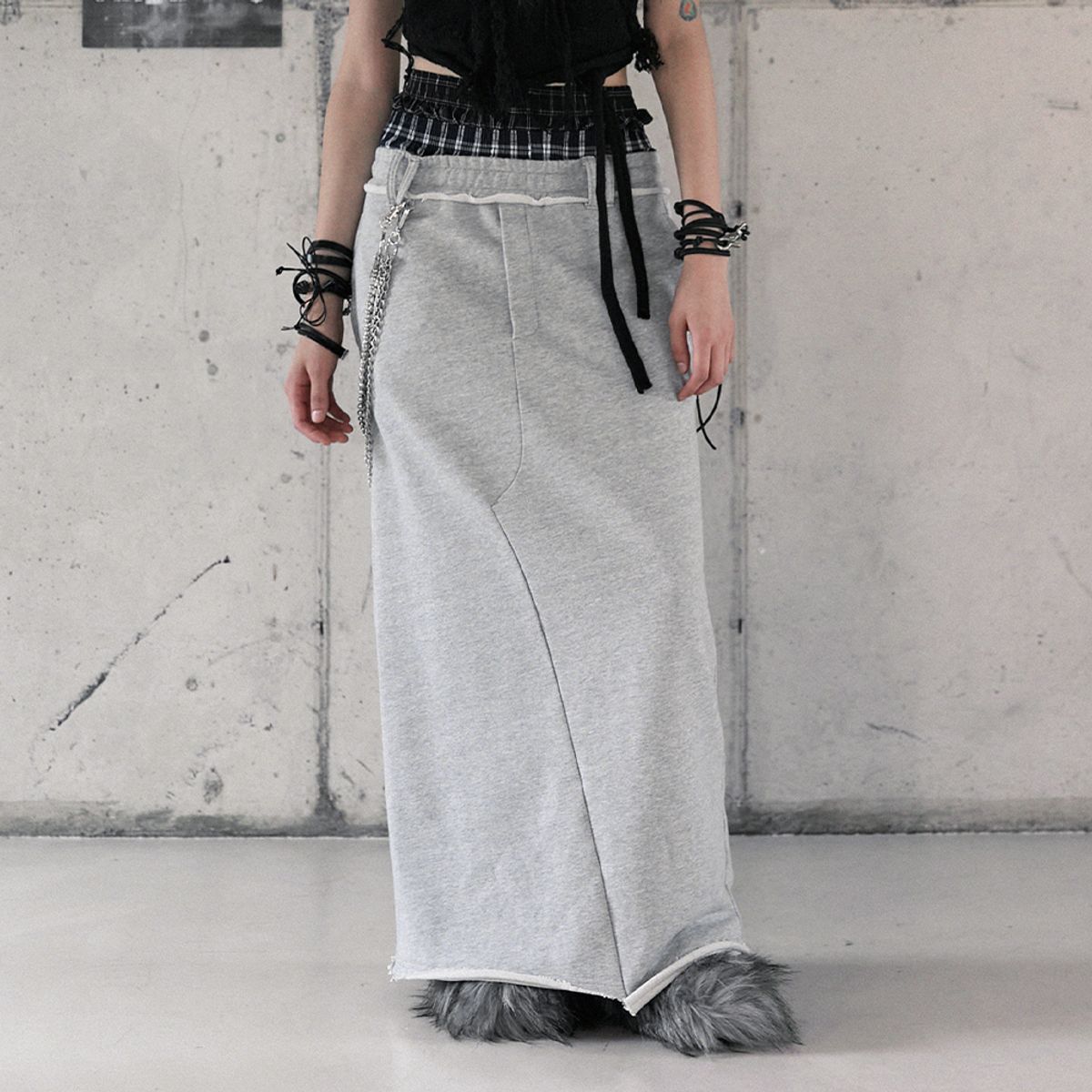 라라폭스(LALAFOX) BACK SLIT LONG SWEAT SKIRT GREY 스웨트 스커트 BR4CS002