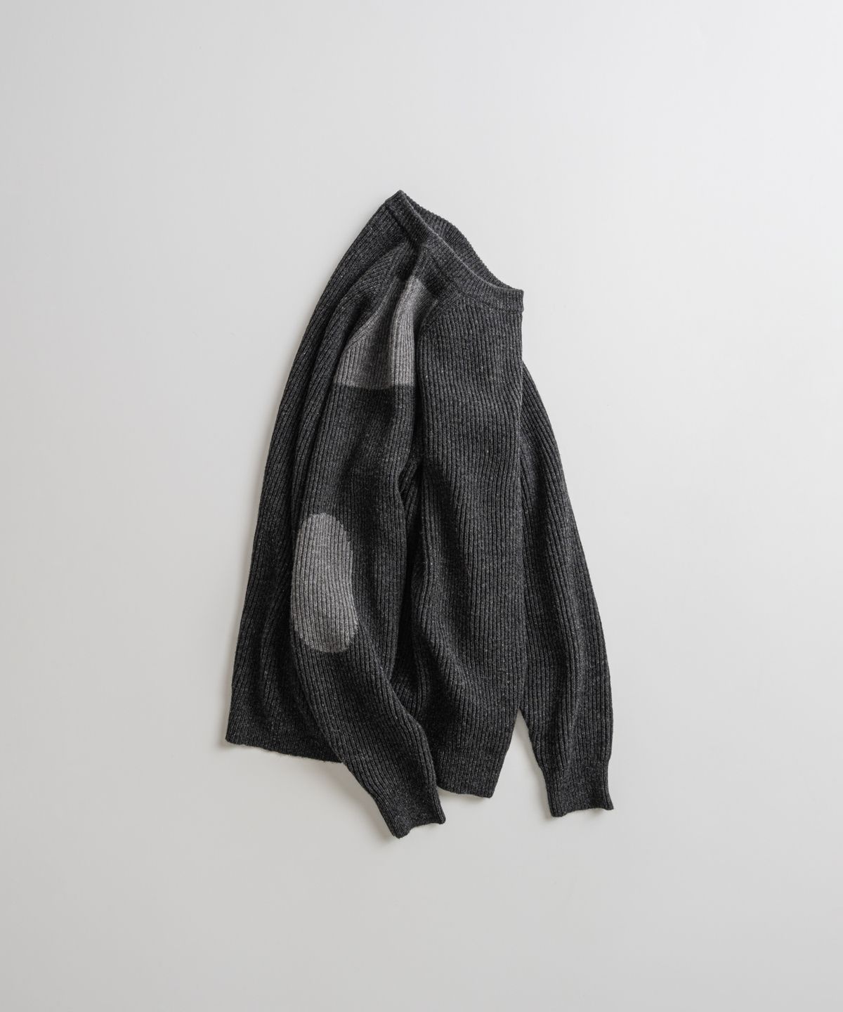 비헤비어(BEHEAVYER) DRY WOOL CREWNECK MIL KNIT charcoal