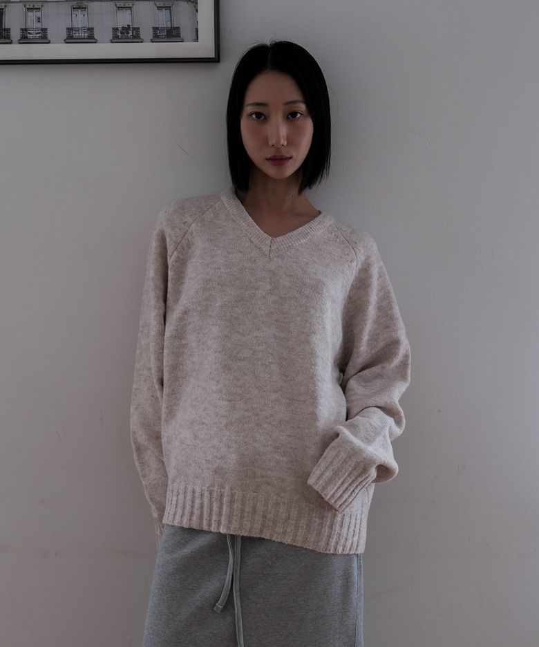 Raglan V-Neck Loose Fit Knit Pullover Oatmeal