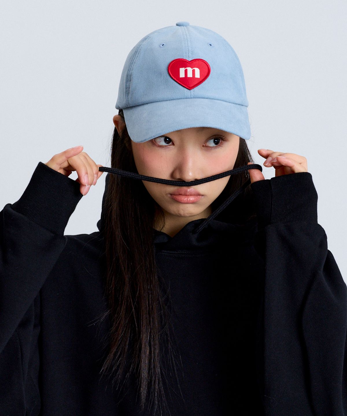 마크니(MACNI) CORDUROY HEART DEEP BALL CAP SKY BLUE