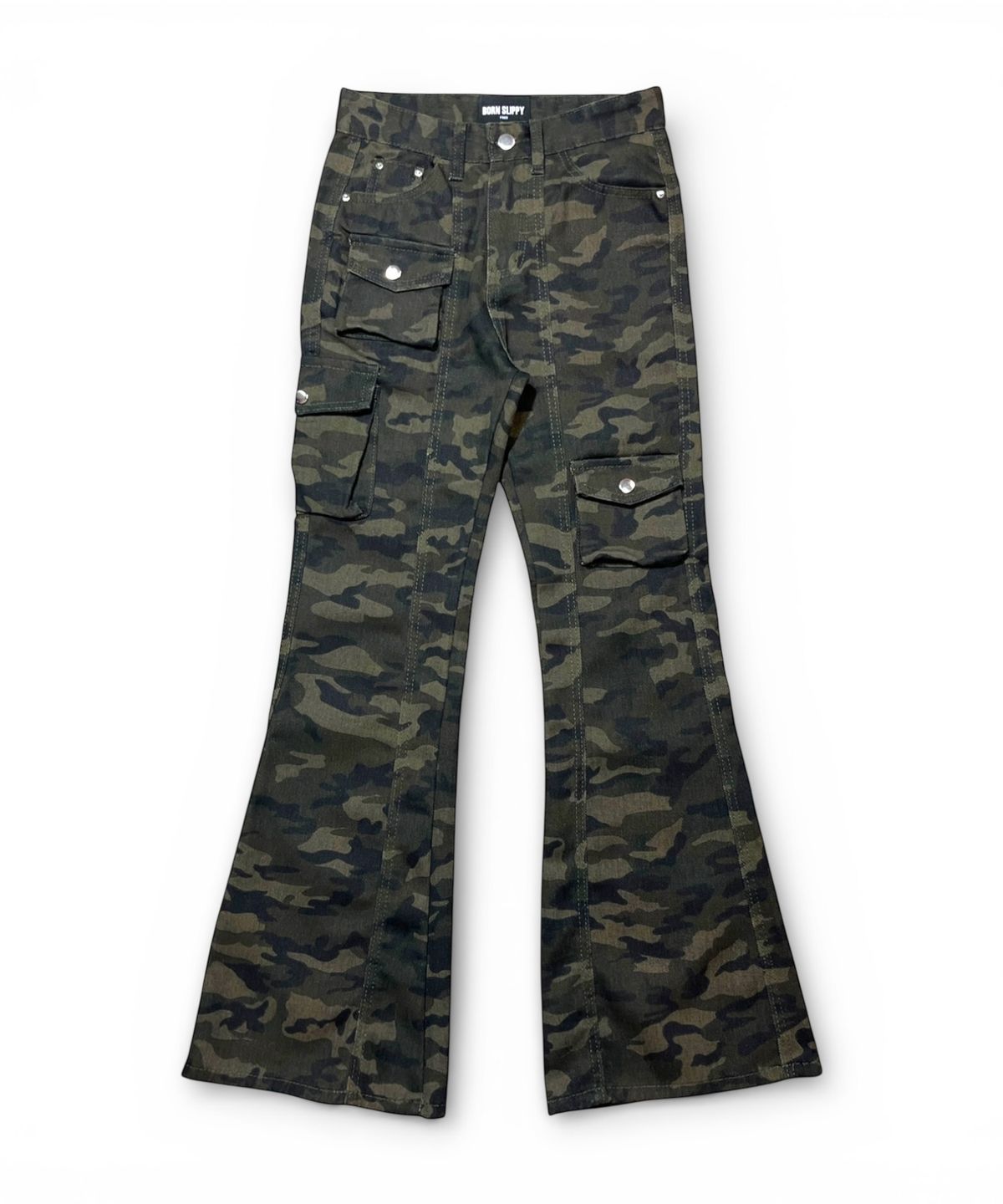 본슬리피(BORN SLIPPY) Camo Flare Cargo Pants
