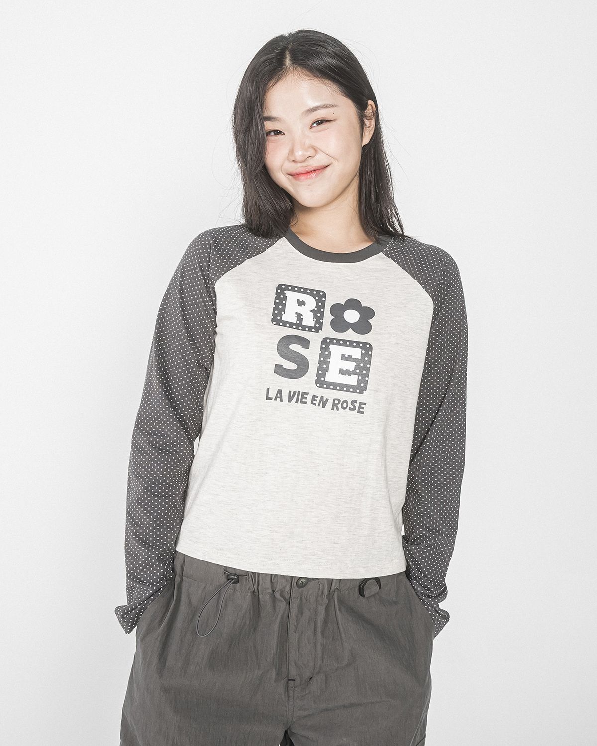해비즘(HAVISM) DOT ROSE RAGLAN L/S TEE(CHARCOAL)