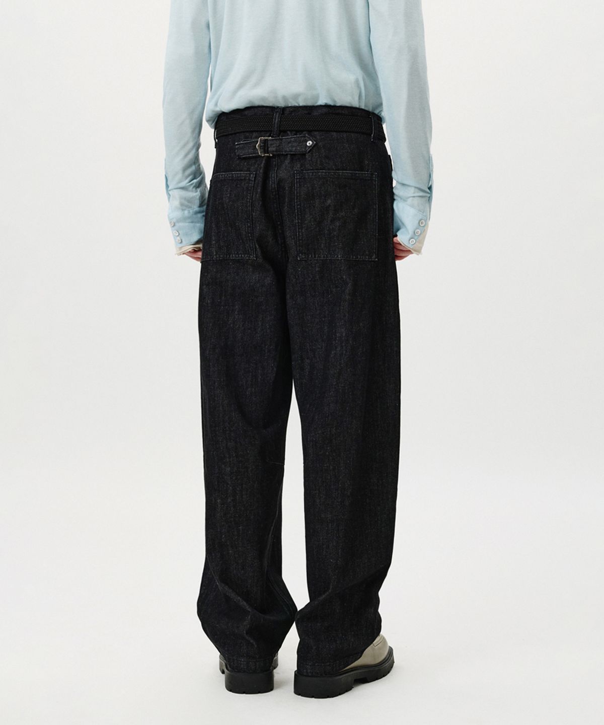 노페이머스(NOFAMOUS) Cinchback Wide Balloon Jeans (Black)