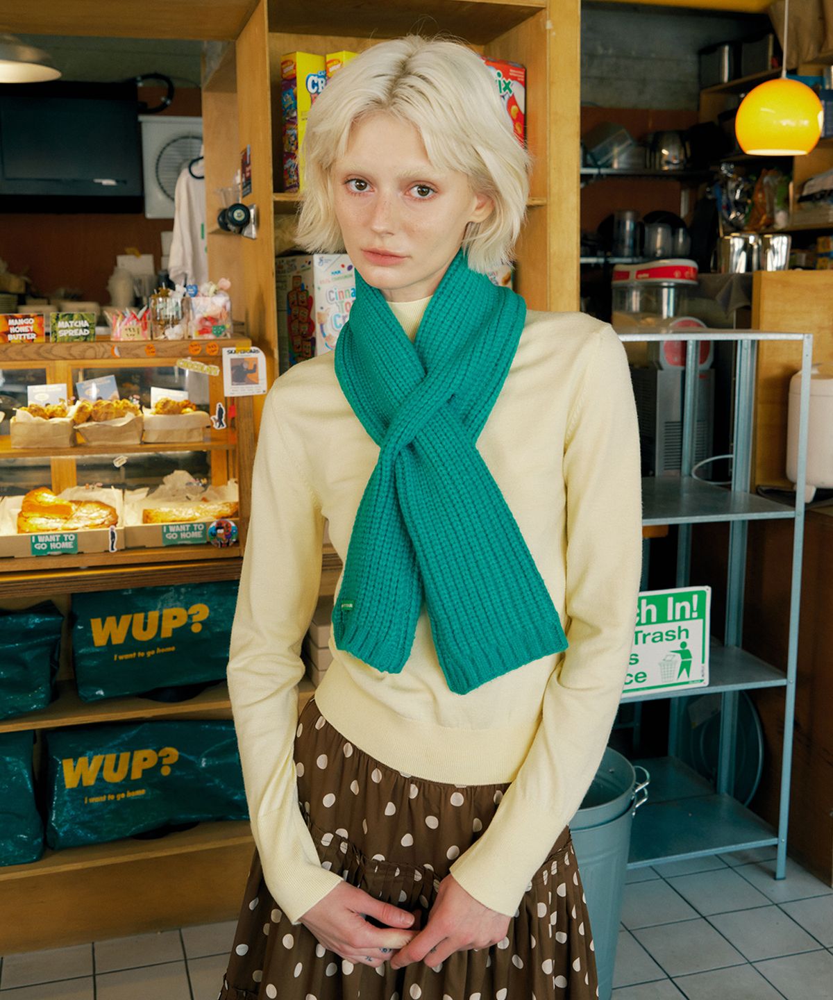 그린버터(GREENBUTTER) Fluffy Short Muffler (Green)