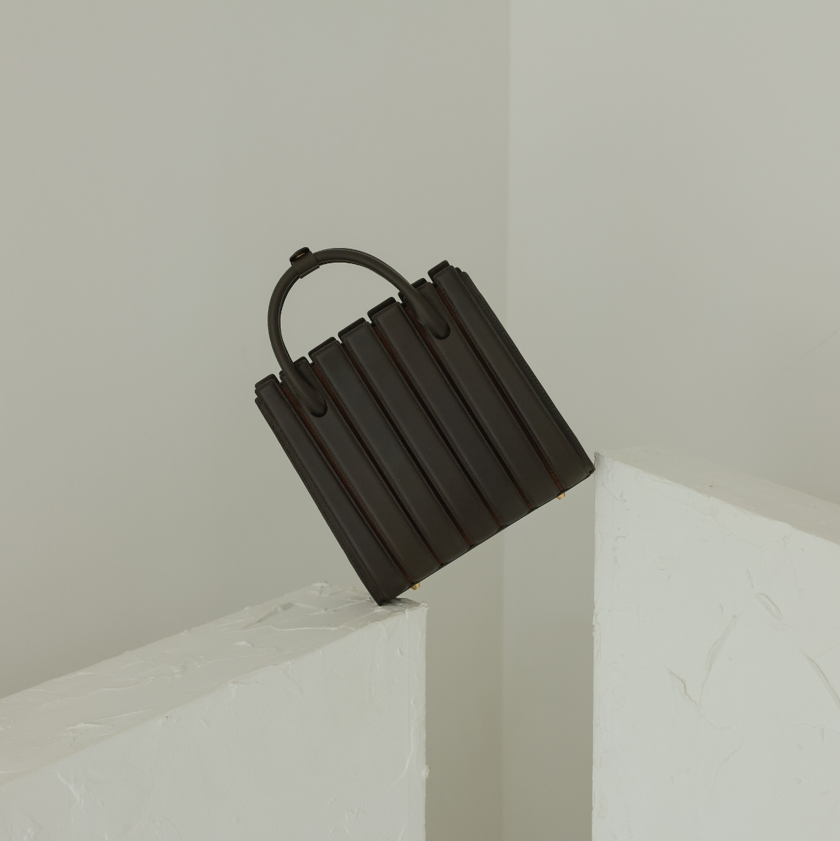 키미쿡(KIMY COOK) Hardrain Tote (하드레인  토트) Brown